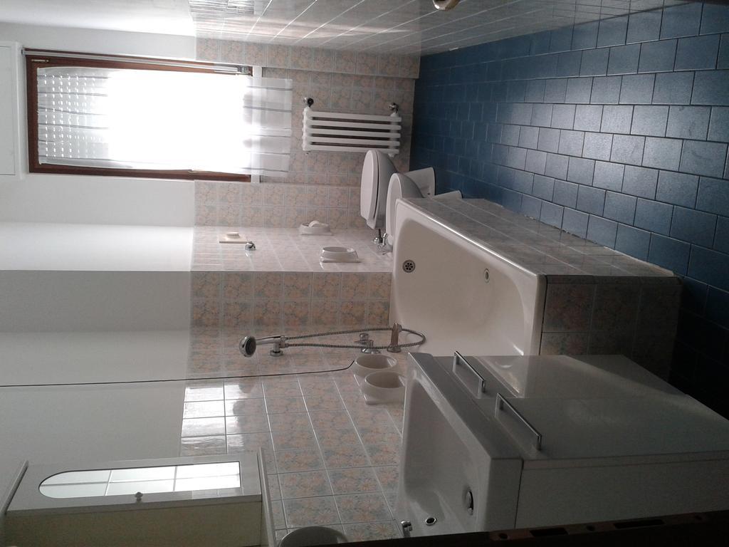 Milan Certosa 3 Bedrooms Eksteriør bilde